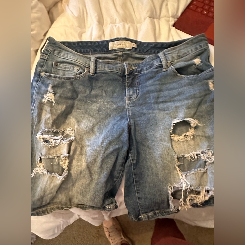 Destroyed wash torrid Jean shorts